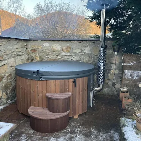 Gabriela 山林小屋 *